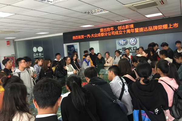 微信图片_20191112214856_副本.jpg