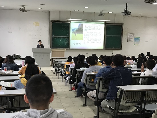 C:\Users\Caoyongbin\Desktop\2019届毕业生公招考试指导.JPG